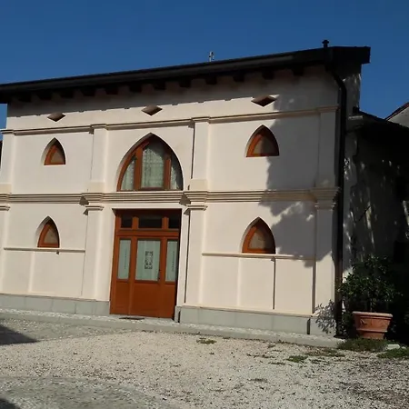 Bed & Breakfast Antica Scuderia Buttrio
