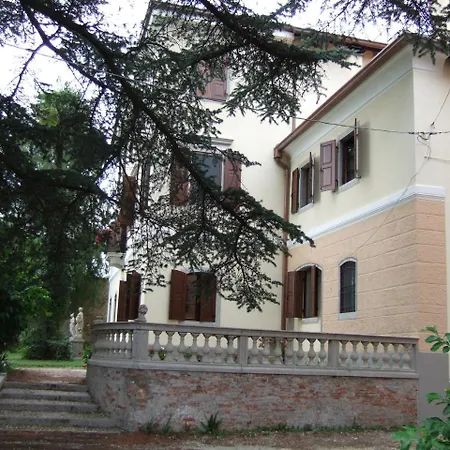 Antica Scuderia Bed & Breakfast *